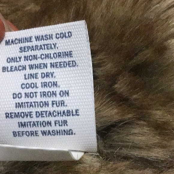 Old Navy fur lined jacket - Picture 8 of 8